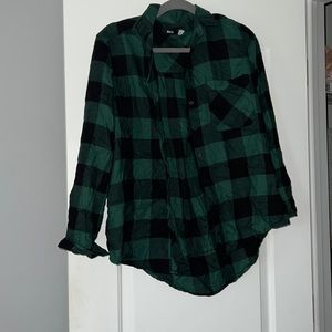 Green bottom up shirt!